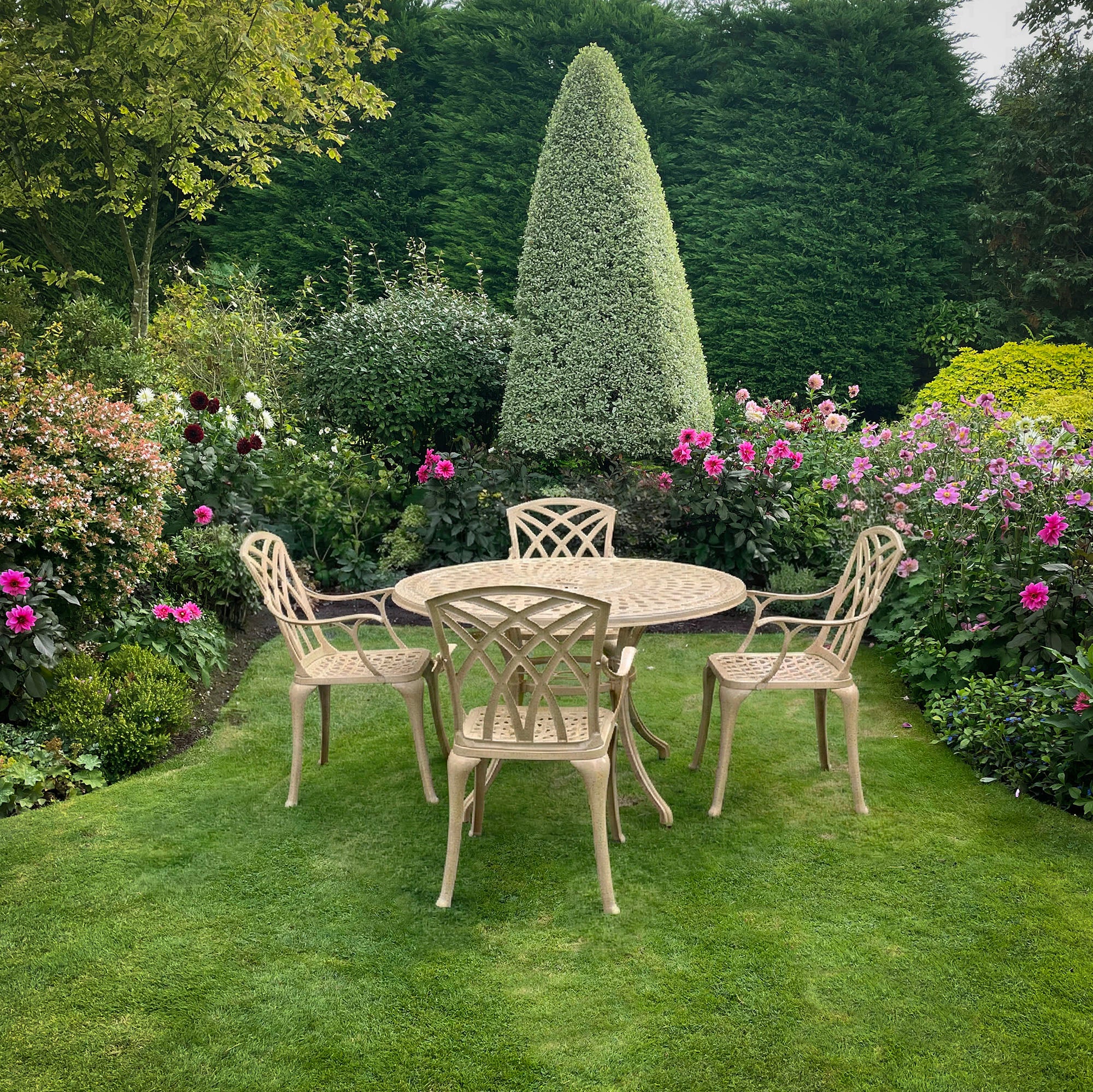 Alice tuintafel (4 persoons set) Zandsteen