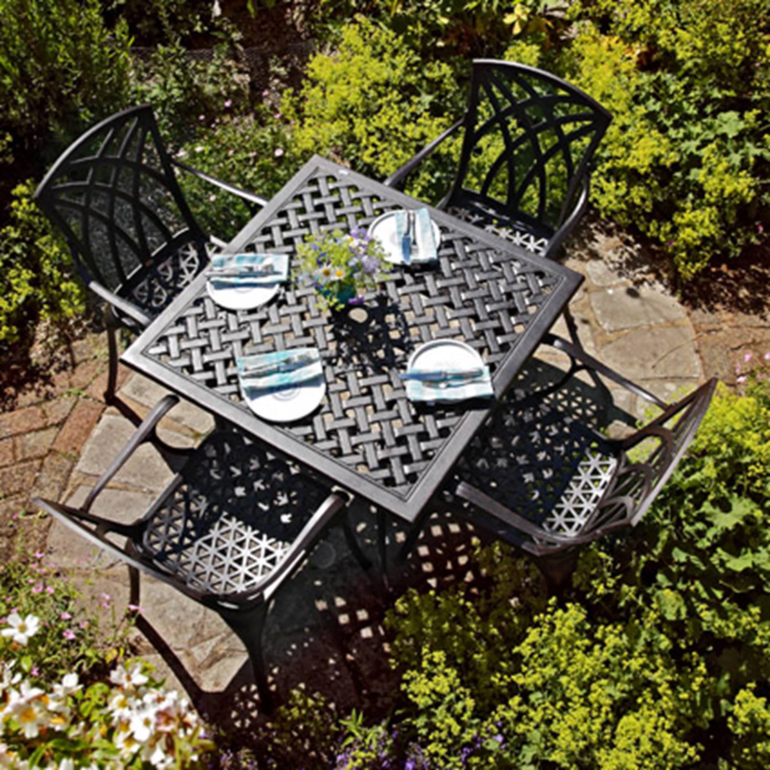 Lucy Tuintafel (4 Persoons Set)
