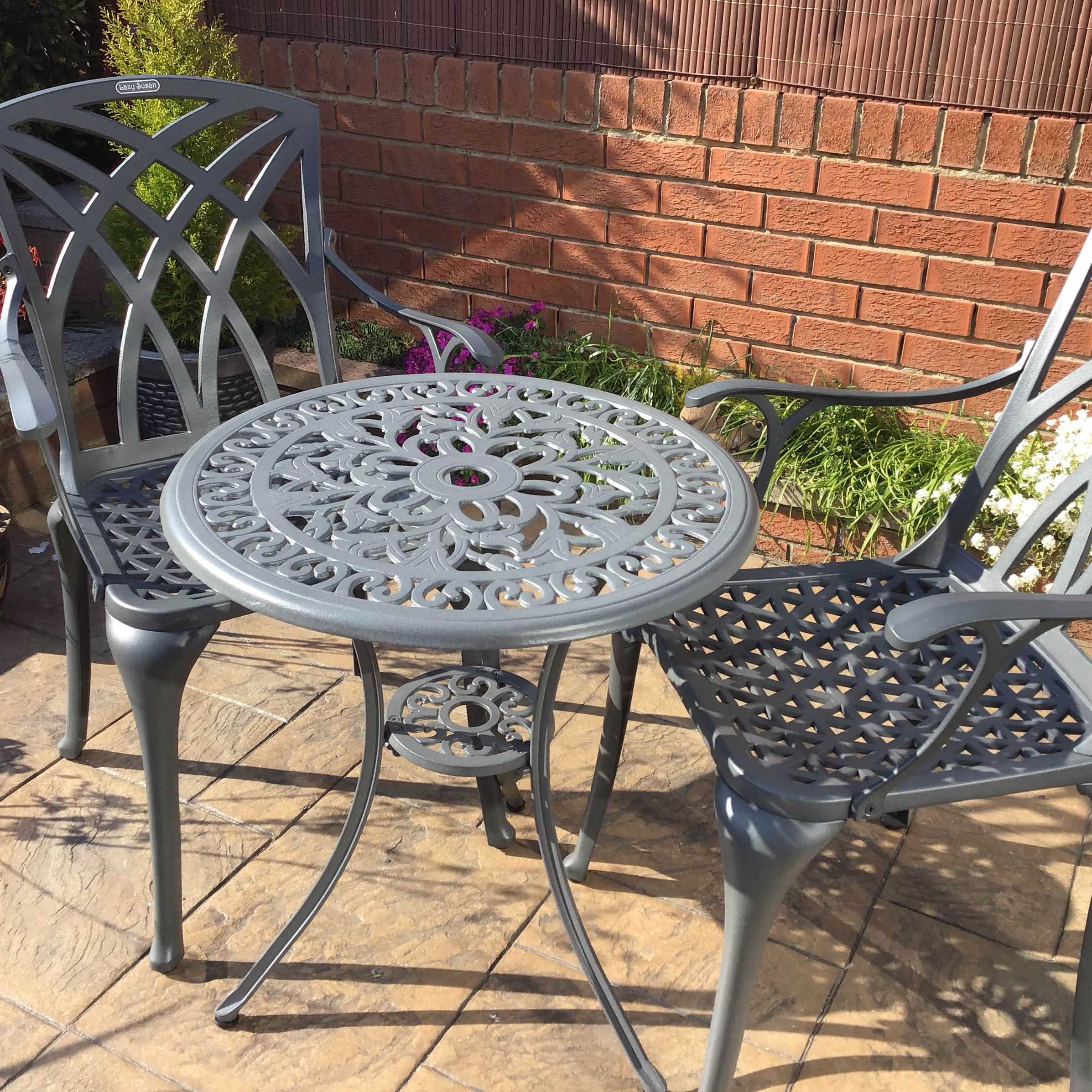 Tulip bistrotafel (2 persoons set)