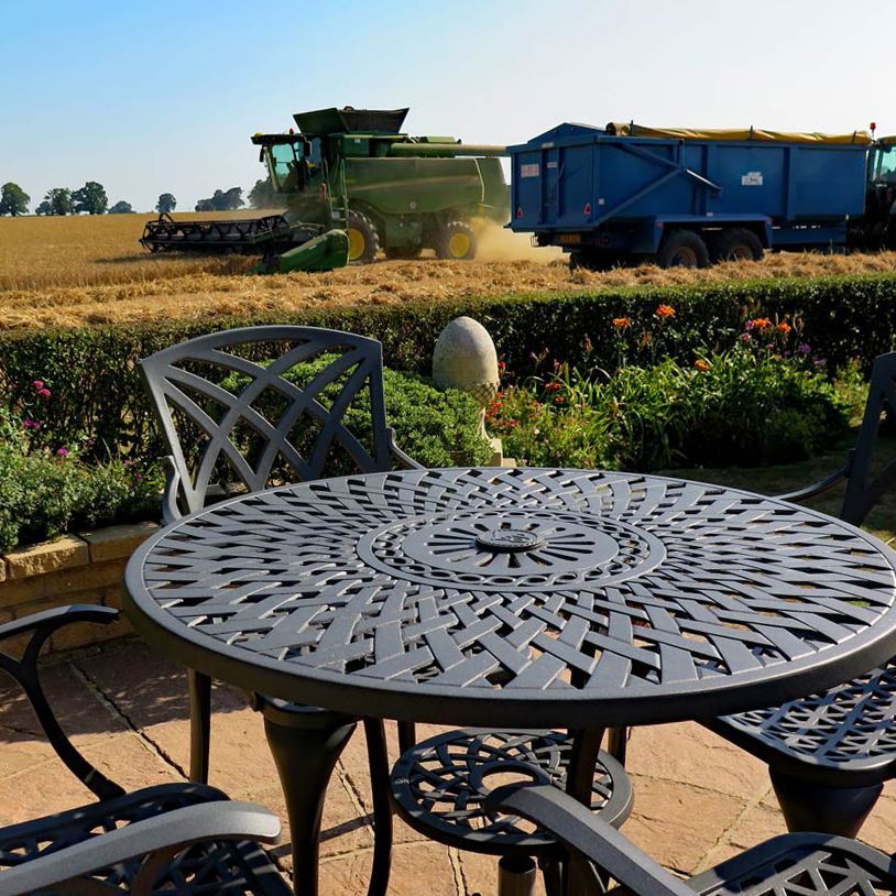 Mia tuintafel (2 persoons set)