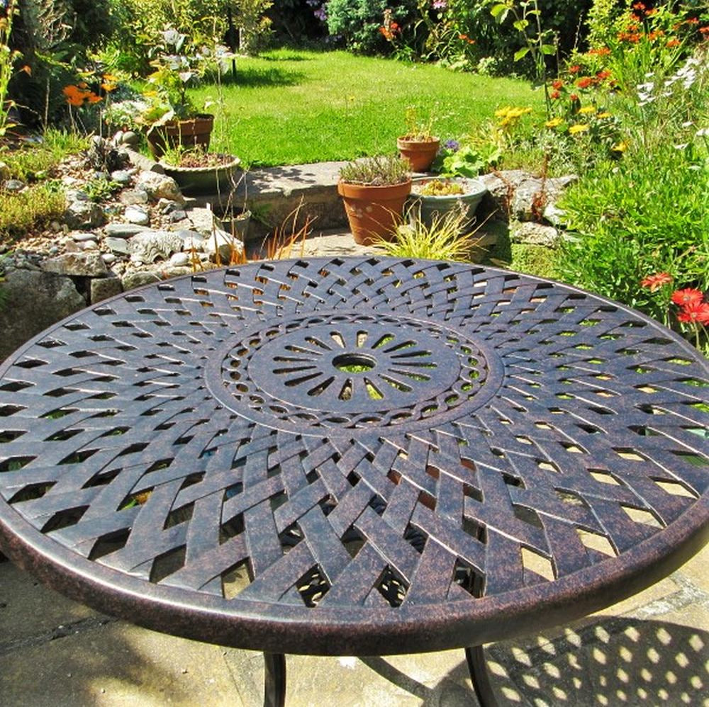 Mia Tuintafel - Antiek Brons
