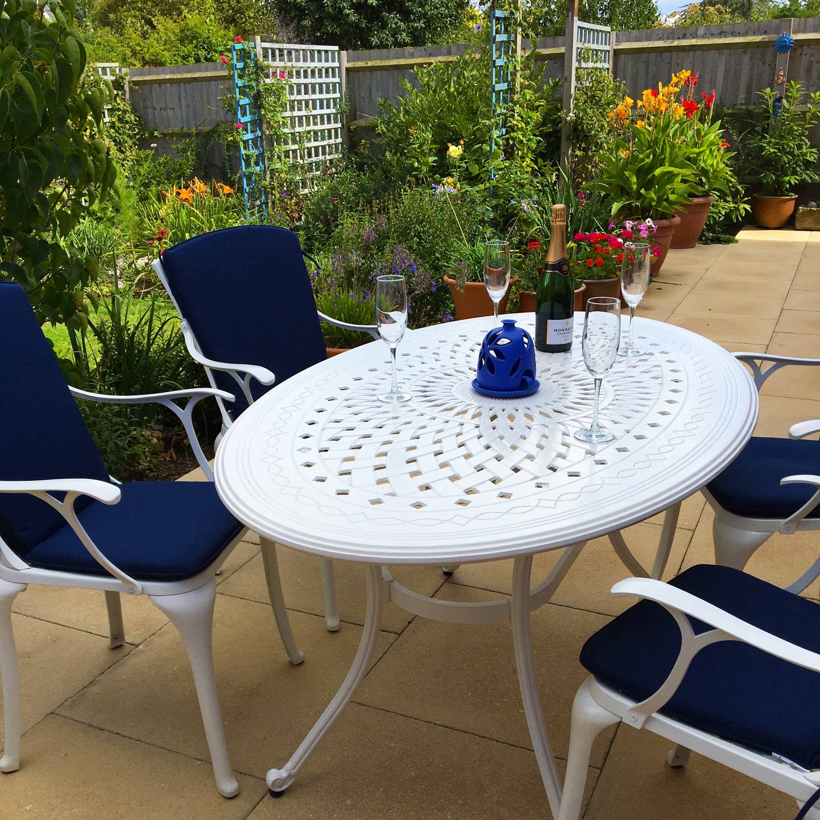 Emily Tuintafel (4 Persoons Set) - Wit