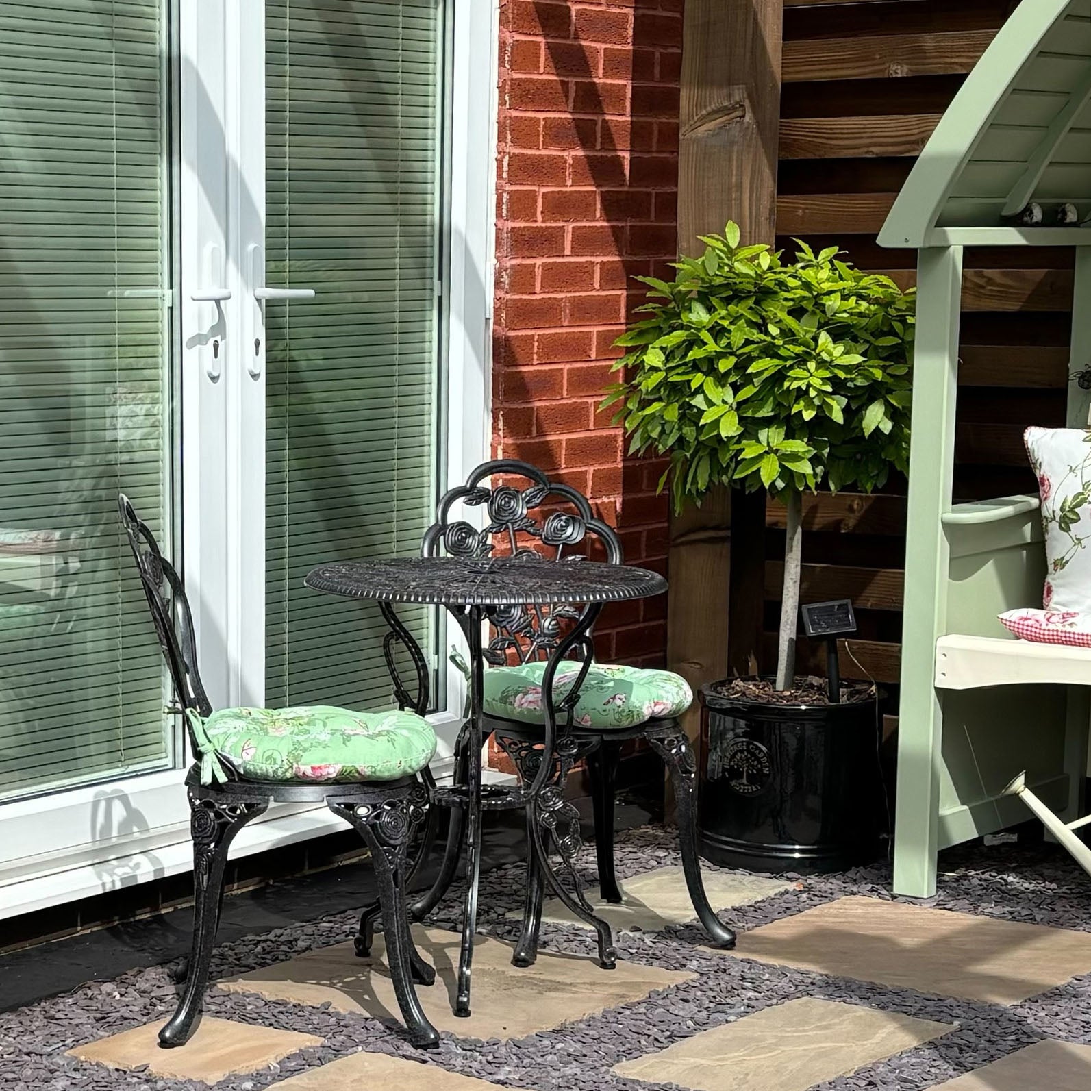 London Rose 2-Zits Bistro Tuinset