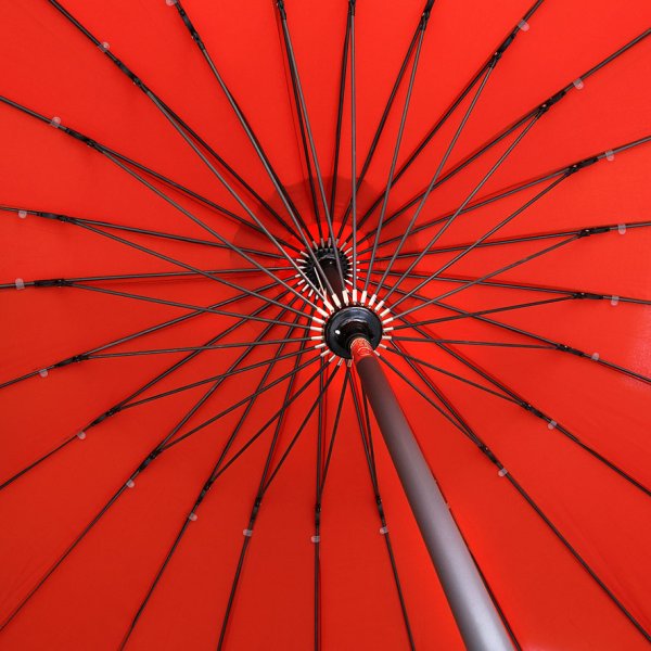 2.5m red garden parasol 2