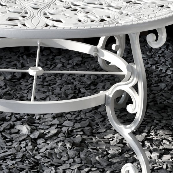 White 135cm Metal Garden table set 5